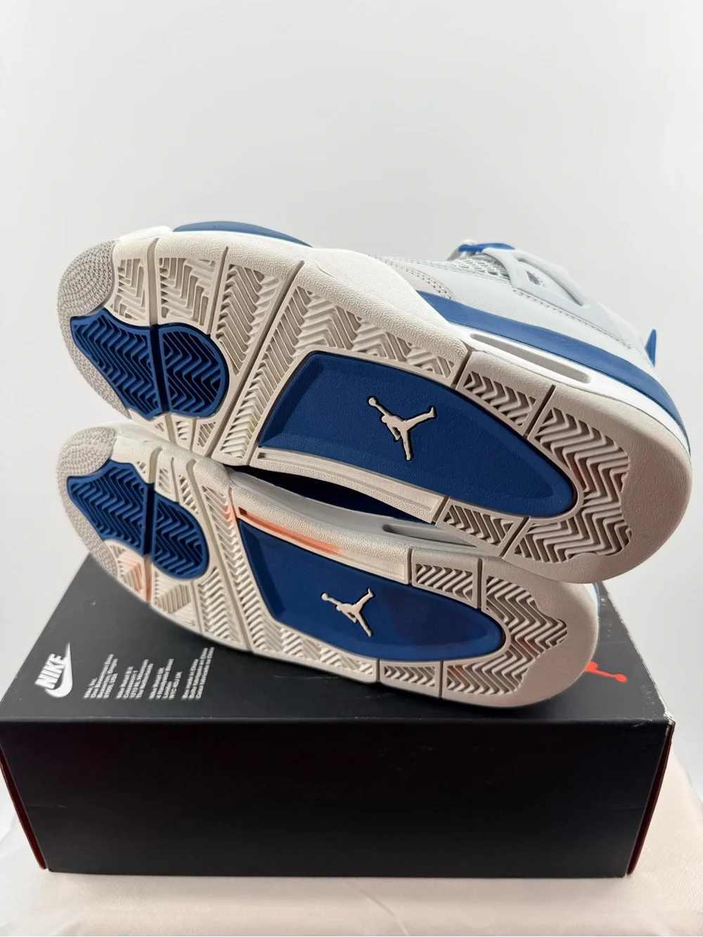Jordan 4 Military Blue Size 7M